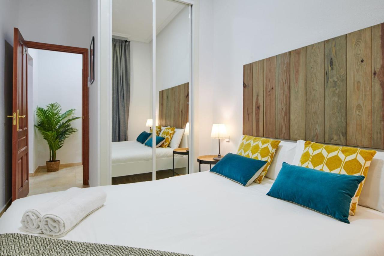 Leeways In Gran Via Xiv Apartment *